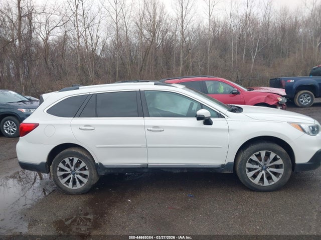 44669384 :رقم المزاد ، 4S4BSATCXH3271832 vin ، 2017 Subaru Outback 2.5i Touring مزاد بيع