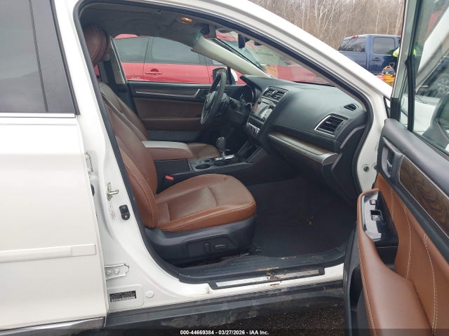 44669384 :رقم المزاد ، 4S4BSATCXH3271832 vin ، 2017 Subaru Outback 2.5i Touring مزاد بيع
