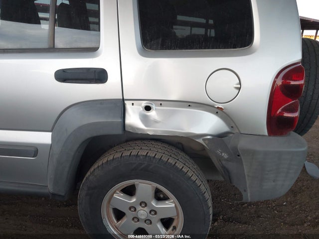 2005 JEEP LIBERTY 1J4GK48K75W549344 Photo 5