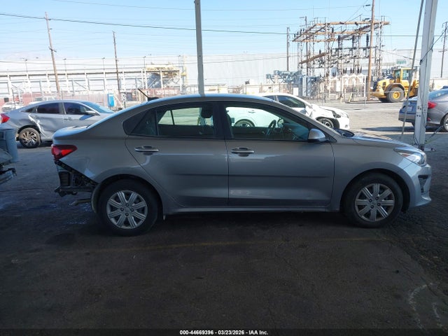 3KPA24AD7PE613046 KIA RIO S
