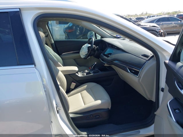 Продажа на аукционе авто 2021 Cadillac Xt4 Fwd Luxury, vin: 1GYAZAR41MF009292, номер лота: 44669405