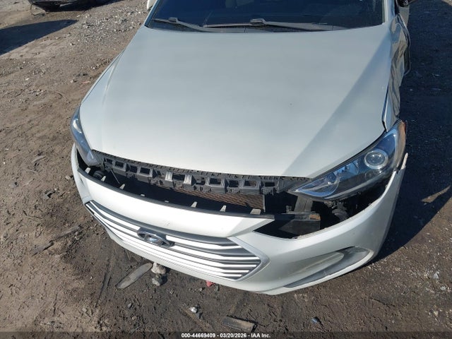 Продаж на аукціоні авто 2017 Hyundai Elantra Se, vin: KMHD74LF2HU398493, номер лоту: 44669409