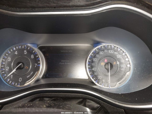 Продажа на аукционе авто 2015 Chrysler 200 C, vin: 1C3CCCEG7FN540134, номер лота: 44669411