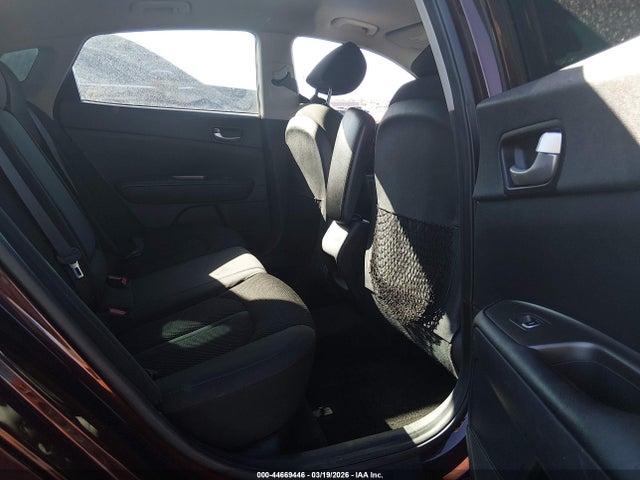KIA Optima Lx 2019 5XXGT4L36KG355162 Image 8