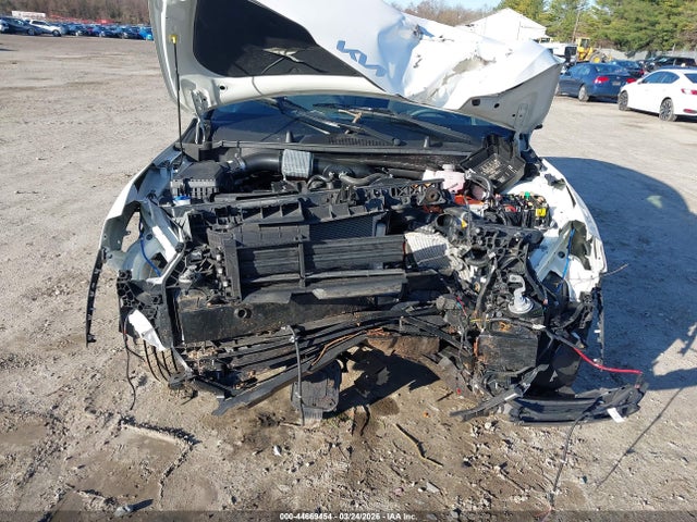 Продажа на аукционе авто 2023 Kia Sportage Hybrid Lx, vin: KNDPUCAG5P7050782, номер лота: 44669454
