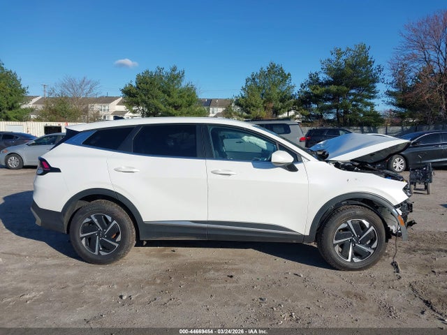 Продажа на аукционе авто 2023 Kia Sportage Hybrid Lx, vin: KNDPUCAG5P7050782, номер лота: 44669454