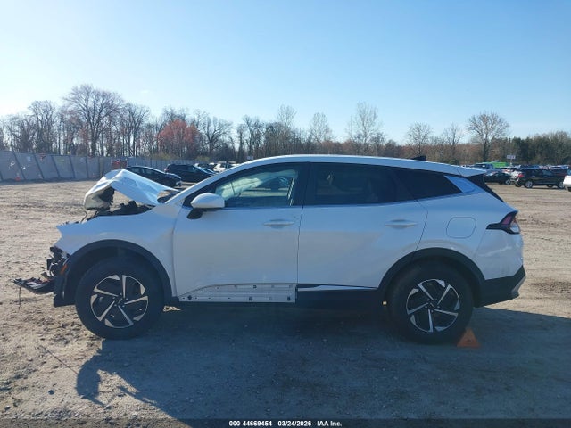 Продажа на аукционе авто 2023 Kia Sportage Hybrid Lx, vin: KNDPUCAG5P7050782, номер лота: 44669454