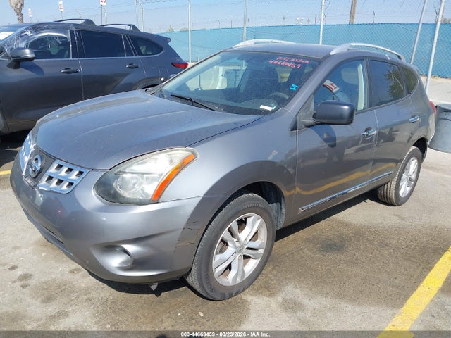 JN8AS5MT2FW155109 Nissan Rogue Select S
