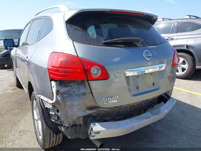 JN8AS5MT2FW155109 Nissan Rogue Select S