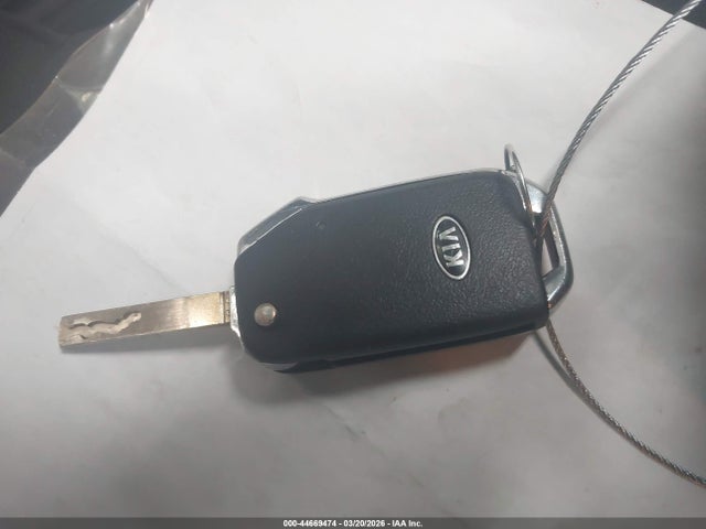 KNDJ23AU4L7735089 KIA SOUL LX