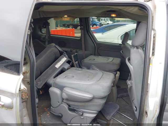 Продажа на аукционе авто 2004 Dodge Grand Caravan Sxt, vin: 2D8GP44L04R582717, номер лота: 44669480