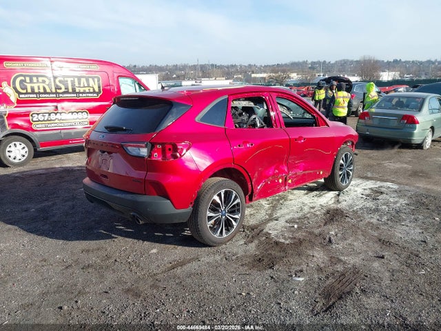 1FMCU9H90NUA32421 Ford ESCAPE SEL