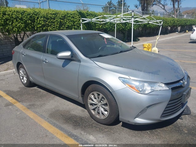 Toyota CAMRY LE 2017 4T1BF1FK7HU771352 головне зображення