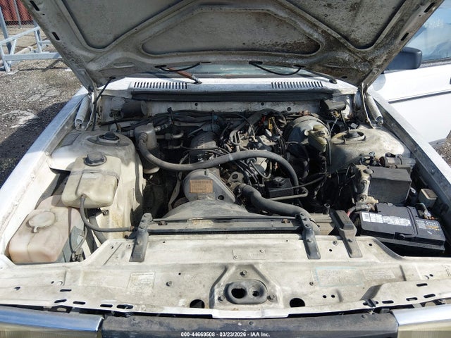 Продажа на аукционе авто 1992 Volvo 240 Gl, vin: YV1AS8802N1462590, номер лота: 44669508