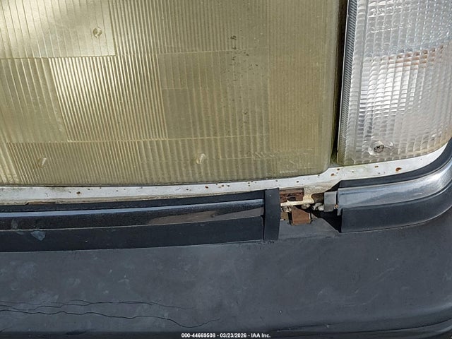 Продажа на аукционе авто 1992 Volvo 240 Gl, vin: YV1AS8802N1462590, номер лота: 44669508