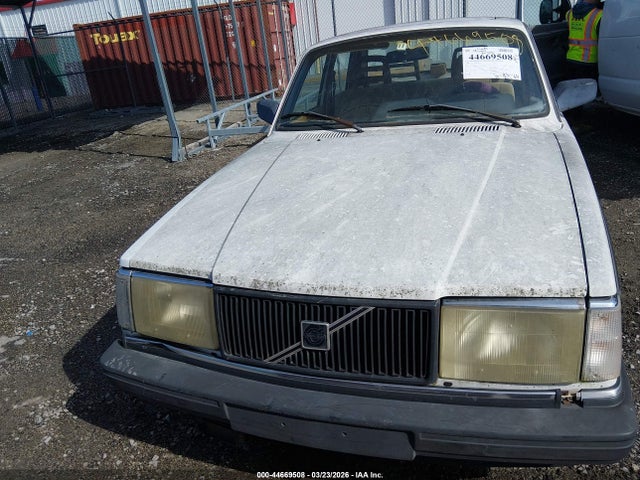 Продажа на аукционе авто 1992 Volvo 240 Gl, vin: YV1AS8802N1462590, номер лота: 44669508