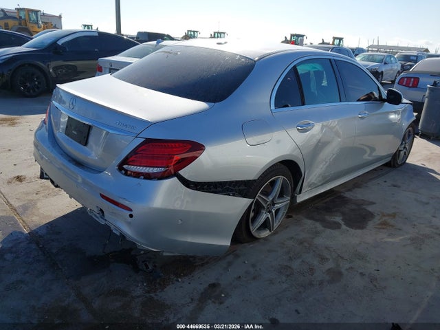 2017 MERCEDES-BENZ E 300 WDDZF4KB5HA238367 Photo 3