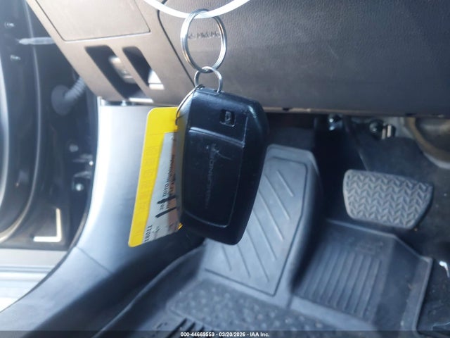 Toyota Highlander Hybrid Le 2024 5TDBBRCH2RS140618 Image 11