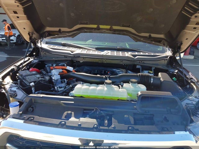 Ford F-150 Lariat 2025 1FTFW5LD7SFB96703 Image 10