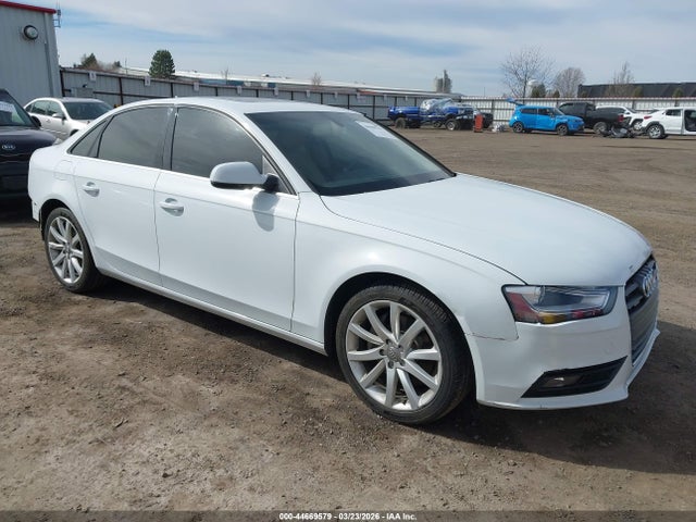 Продаж на аукціоні авто 2013 Audi A4 2.0t Premium, vin: WAUFFAFLXDN035876, номер лоту: 44669579