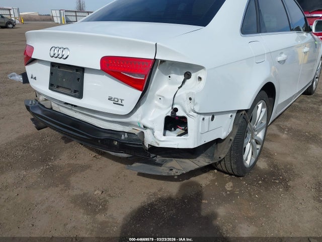 2013 Audi A4 2.0t Premium მანქანა იყიდება აუქციონზე, vin: WAUFFAFLXDN035876, აუქციონის ნომერი: 44669579