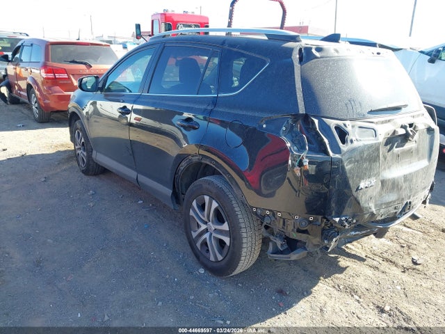 2T3ZFREV0GW268308 Toyota RAV4 LE