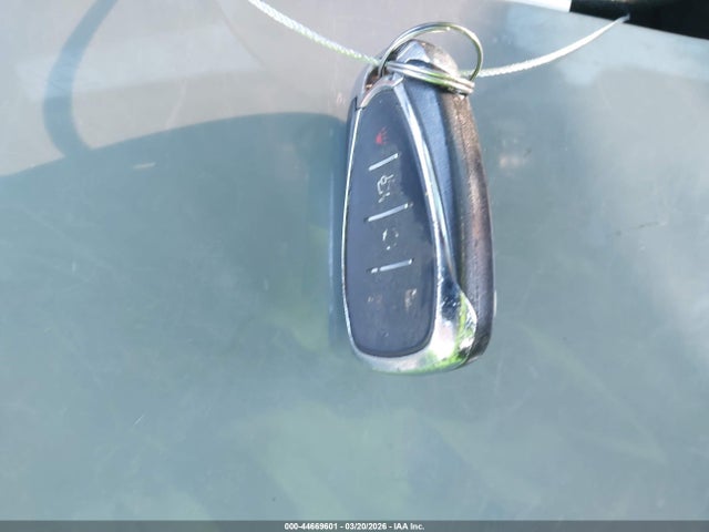 1G1ZD5ST0LF112033 Chevrolet Malibu Fwd Lt