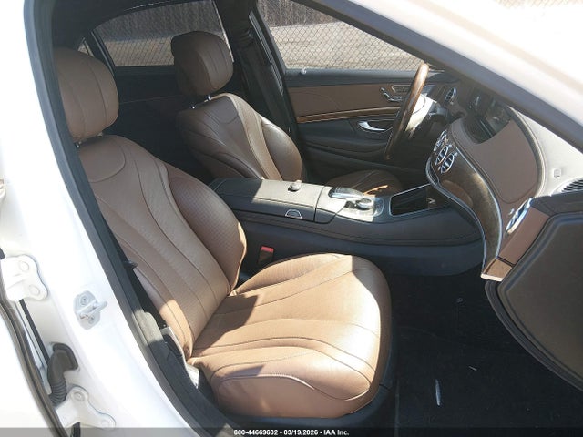 44669602 :رقم المزاد ، WDDUG8FB8FA148832 vin ، 2015 Mercedes-benz S 550 4matic مزاد بيع