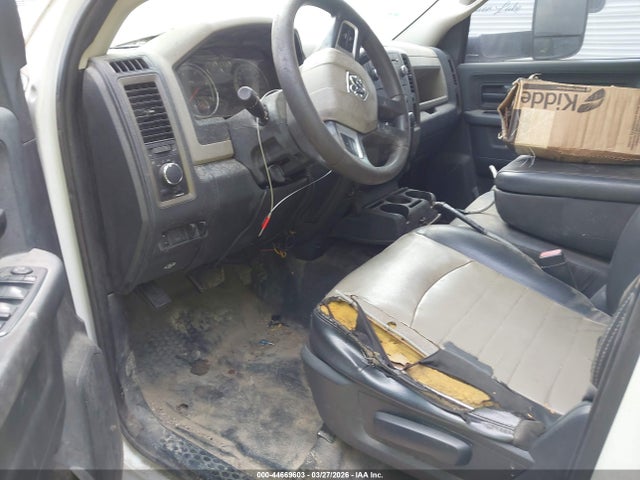 Продажа на аукционе авто 2011 Ram Ram 3500 Hd Chassis St/slt/laramie, vin: 3D6WF4CL4BG636063, номер лота: 44669603