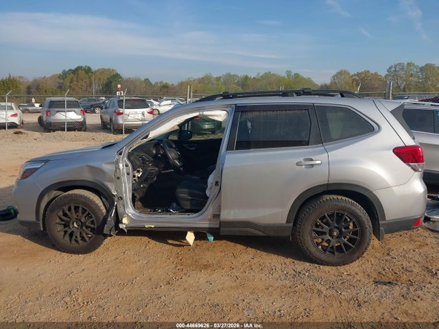 2020 Subaru Forester Limited მანქანა იყიდება აუქციონზე, vin: JF2SKASC7LH421902, აუქციონის ნომერი: 44669626