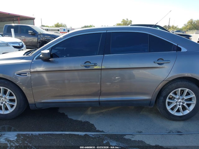 44669635 :رقم المزاد ، 1FAHP2D83DG177977 vin ، 2013 Ford Taurus Se مزاد بيع