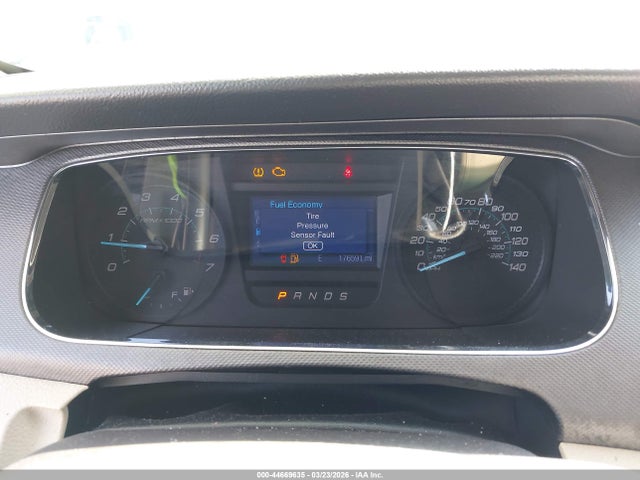 44669635 :رقم المزاد ، 1FAHP2D83DG177977 vin ، 2013 Ford Taurus Se مزاد بيع