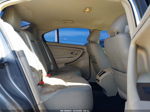 44669635 :رقم المزاد ، 1FAHP2D83DG177977 vin ، 2013 Ford Taurus Se مزاد بيع