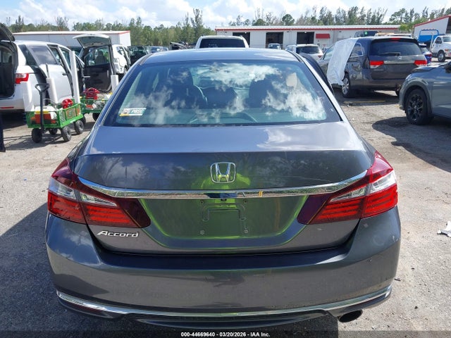 Aukcja sprzedaży 2017 Honda Accord Lx, vin: 1HGCR2F37HA195084, numer aukcji: 44669640