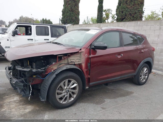 KM8J33A46JU640511 Hyundai TUCSON SEL
