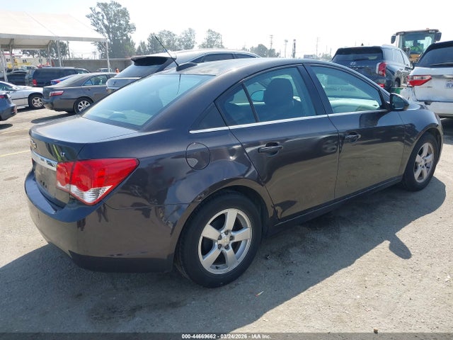 1G1PC5SB1F7132761 Chevrolet Cruze 1lt Auto