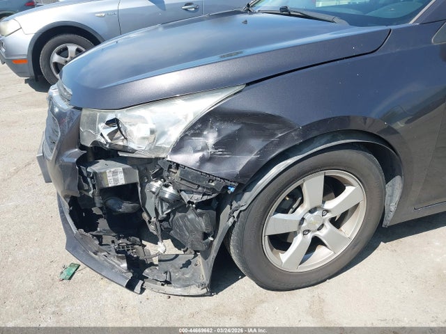 1G1PC5SB1F7132761 Chevrolet Cruze 1lt Auto