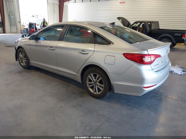5NPE24AF3FH077886 Hyundai SONATA SE