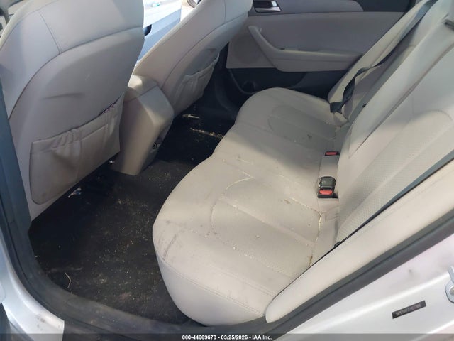 5NPE24AF3FH077886 Hyundai SONATA SE