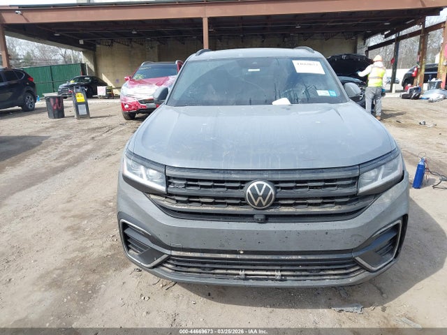 44669673 :رقم المزاد ، 1V2FE2CA0NC214003 vin ، 2022 Volkswagen Atlas Cross Sport 3.6l V6 Sel Premium R-line مزاد بيع