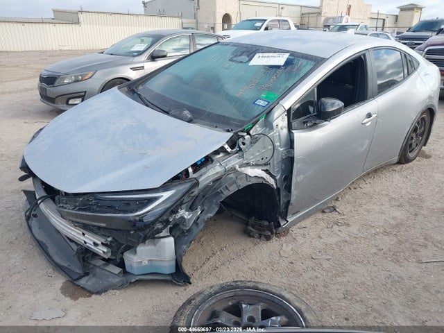 Toyota Prius Le Awd-e 2023 JTDADABU4P3000882 Image 2