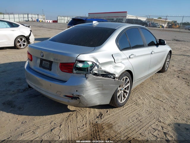 2016 Bmw 320i მანქანა იყიდება აუქციონზე, vin: WBA8A9C57GK617502, აუქციონის ნომერი: 44669699