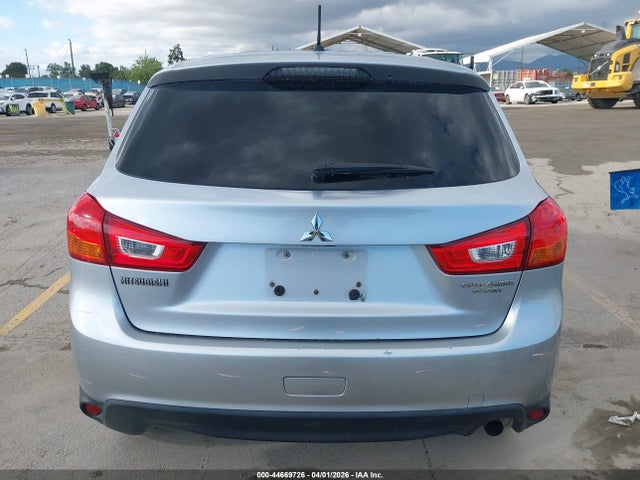JA4AP3AU4GZ049012 Mitsubishi Outlander Sport 2.0 Es