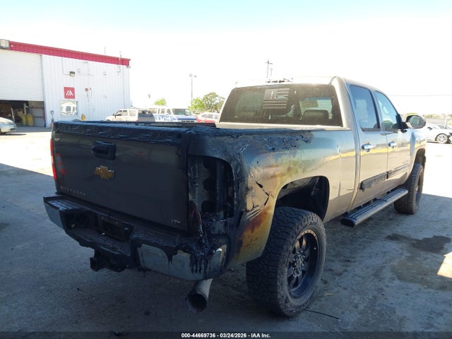 1GC1KYE85EF118299 Chevrolet Silverado 2500hd Ltz