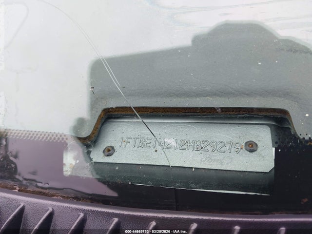 44669753 :رقم المزاد ، 1FTRE14212HB29279 vin ، 2002 Ford E-150 Commercial/recreational مزاد بيع