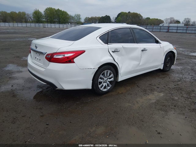 2017 NISSAN ALTIMA 1N4AL3AP7HC476349 Photo 3