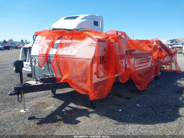 1UJBJ0BP8J1410203 Jayco Other