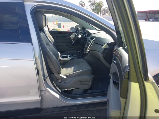 44669781 :رقم المزاد ، 3GYFNAE36CS633422 vin ، 2012 Cadillac Srx Luxury Collection مزاد بيع