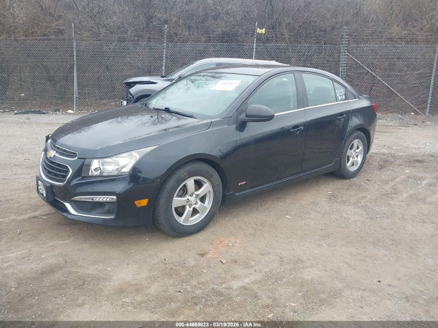 Chevrolet Cruze 1lt Auto 2015 1G1PC5SB3F7186921 Image 2