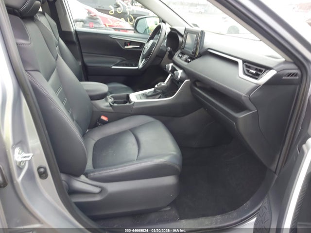 2021 TOYOTA RAV4 HYBRID 4T3B6RFV4MU028819 Photo 4
